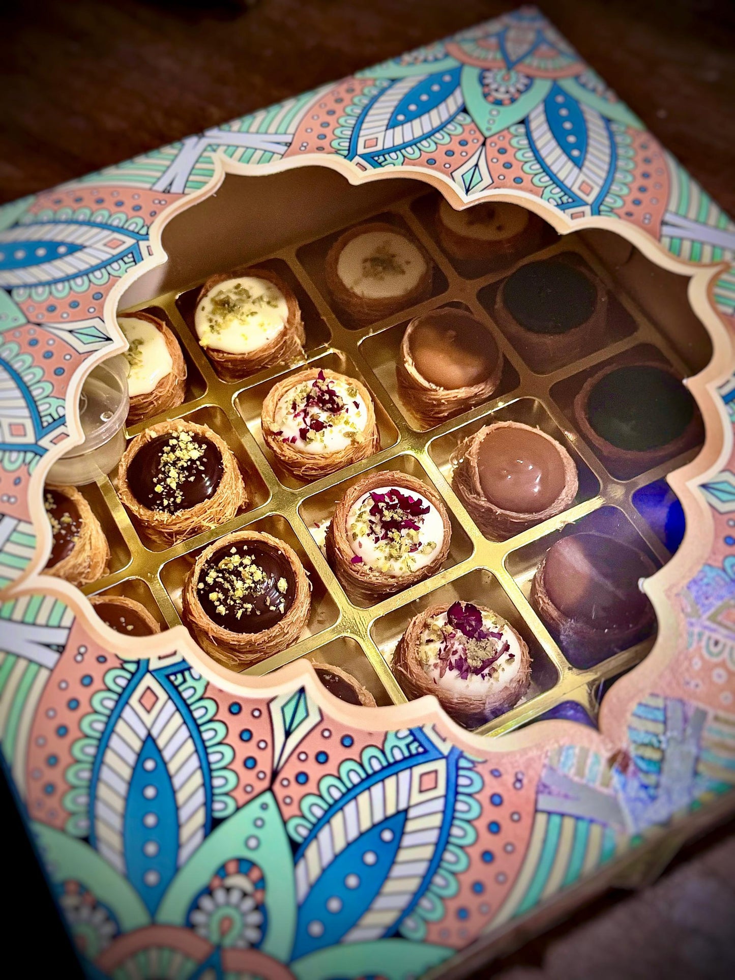 Dubai Bites
